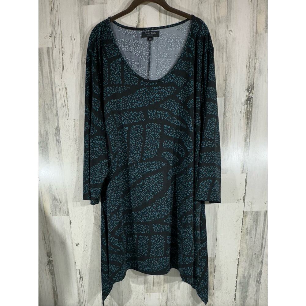 Arna York Tunic Blouse Size 30 32 Black Teal Leopard Slinky Handkerchief Hem